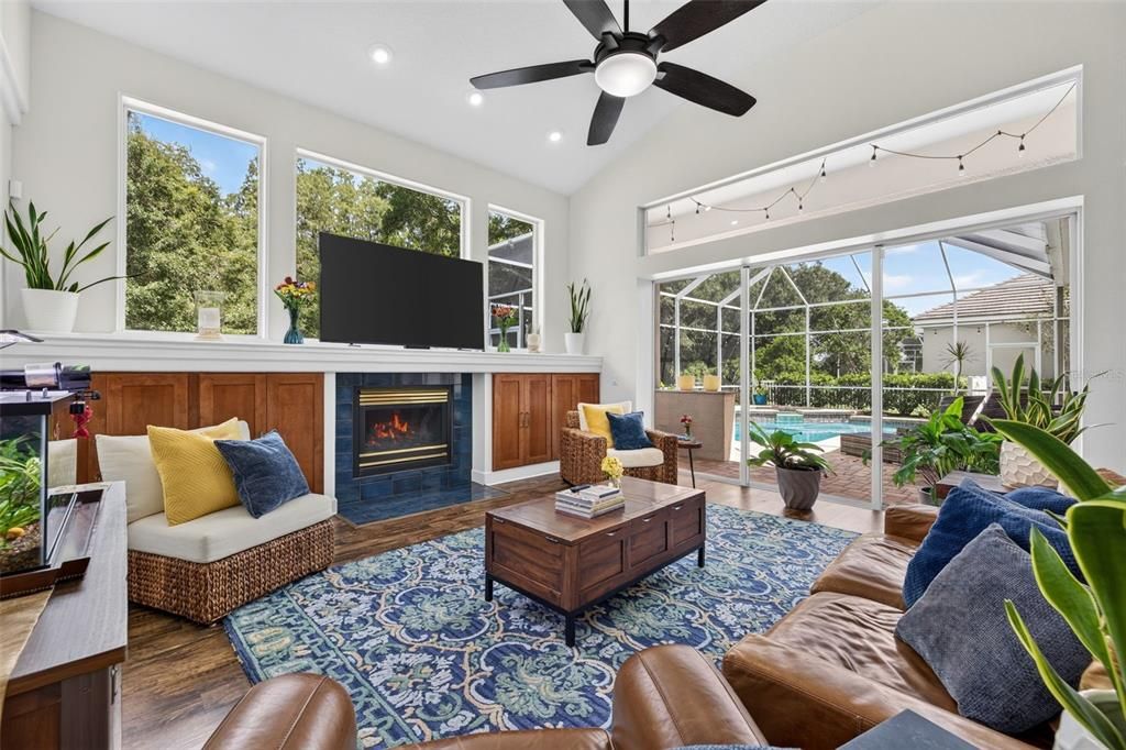 For Sale: $899,000 (5 beds, 4 baths, 3212 Square Feet)