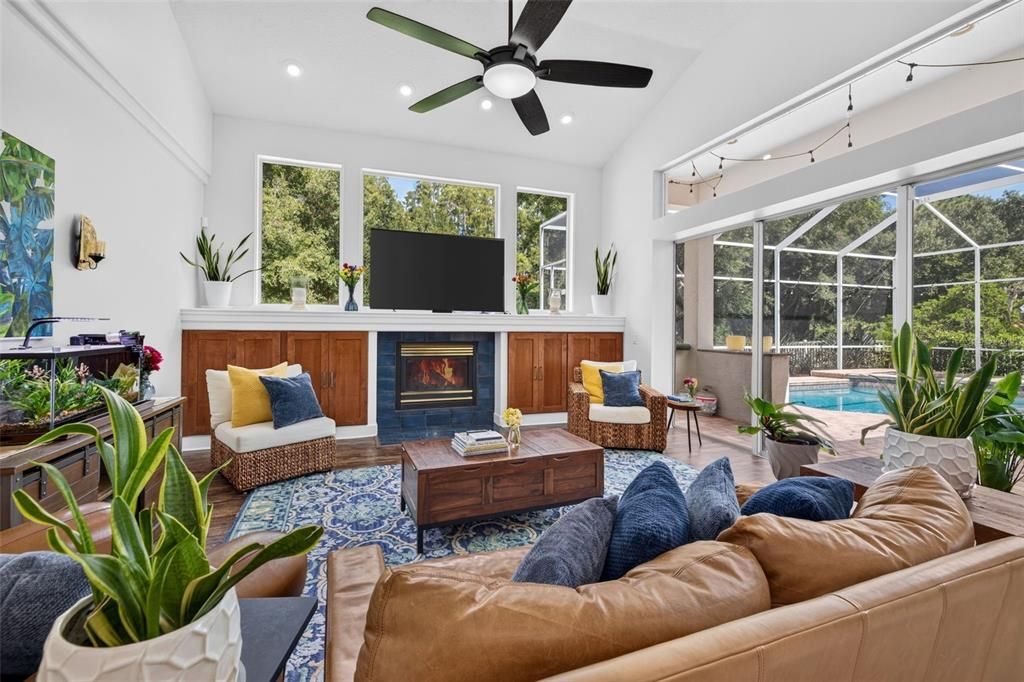 For Sale: $899,000 (5 beds, 4 baths, 3212 Square Feet)