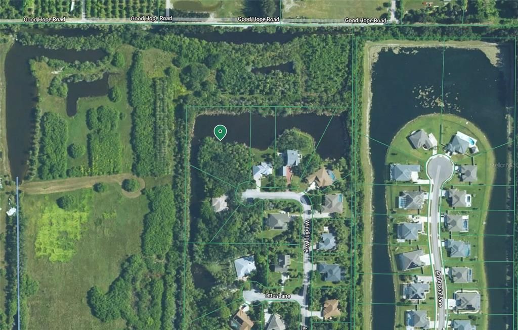 На продажу: $380,000 (1.69 acres)