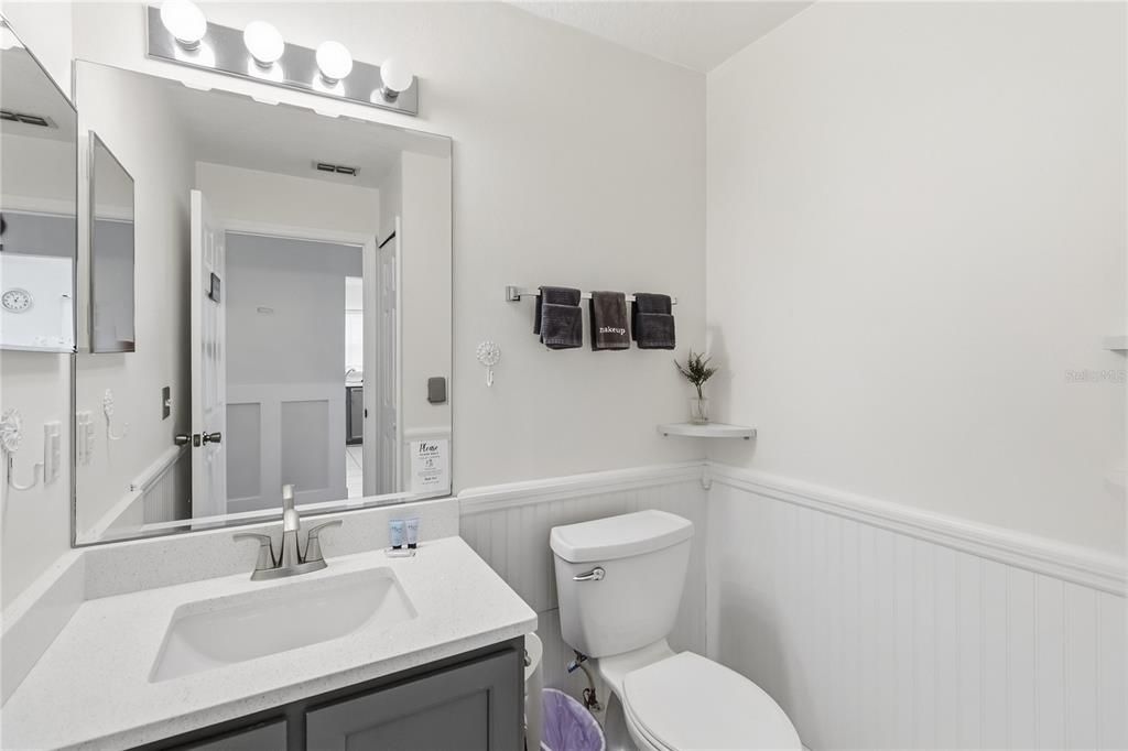 For Sale: $369,000 (5 beds, 2 baths, 1670 Square Feet)