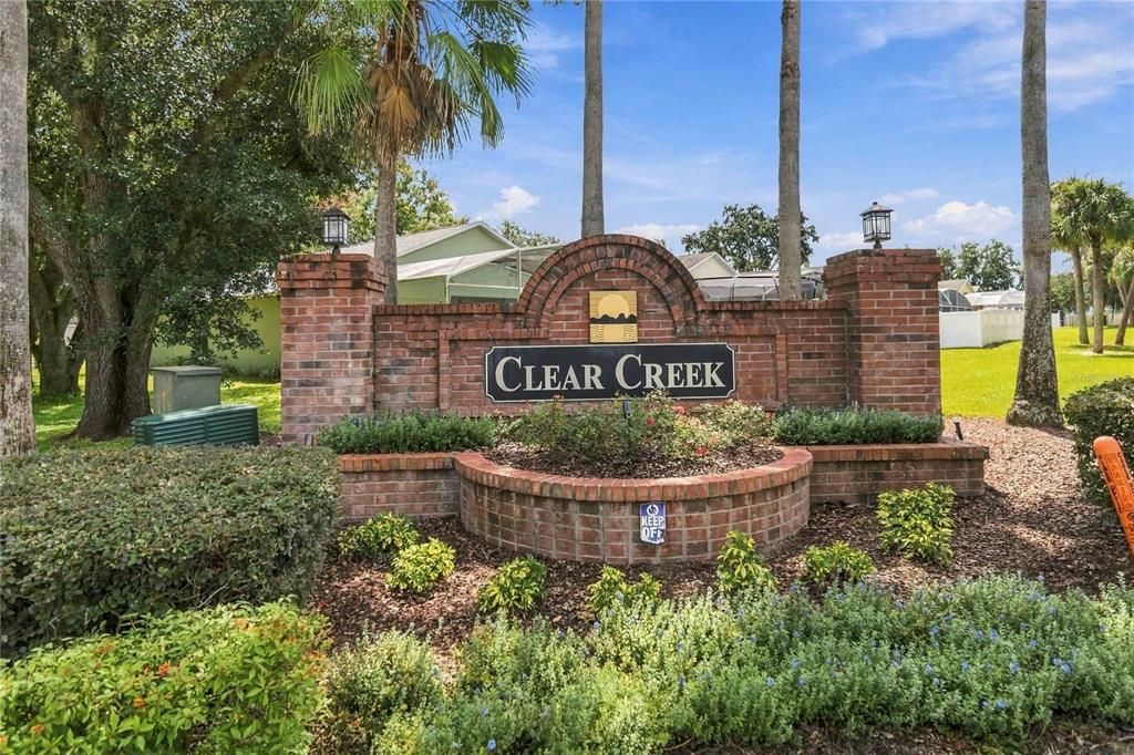 For Sale: $369,000 (5 beds, 2 baths, 1670 Square Feet)