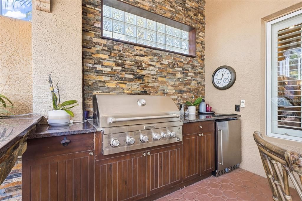 For Sale: $749,000 (3 beds, 2 baths, 2638 Square Feet)