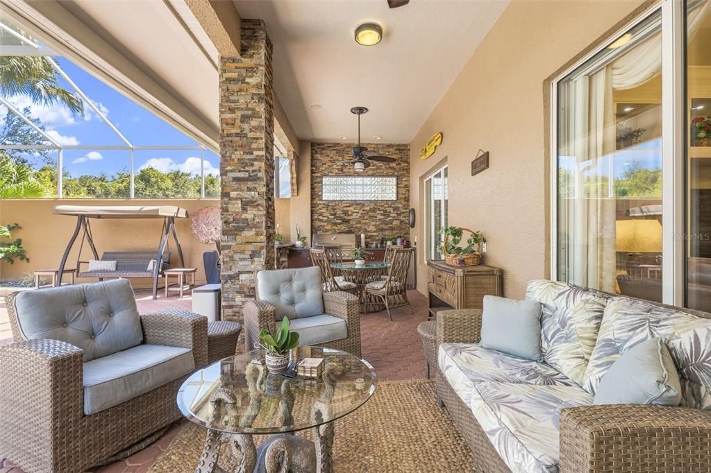 For Sale: $749,000 (3 beds, 2 baths, 2638 Square Feet)