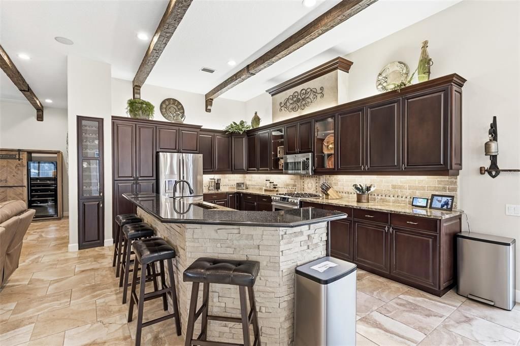For Sale: $749,000 (3 beds, 2 baths, 2638 Square Feet)