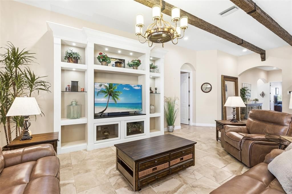 For Sale: $749,000 (3 beds, 2 baths, 2638 Square Feet)