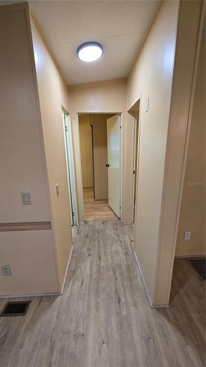 For Sale: $219,000 (3 beds, 2 baths, 960 Square Feet)