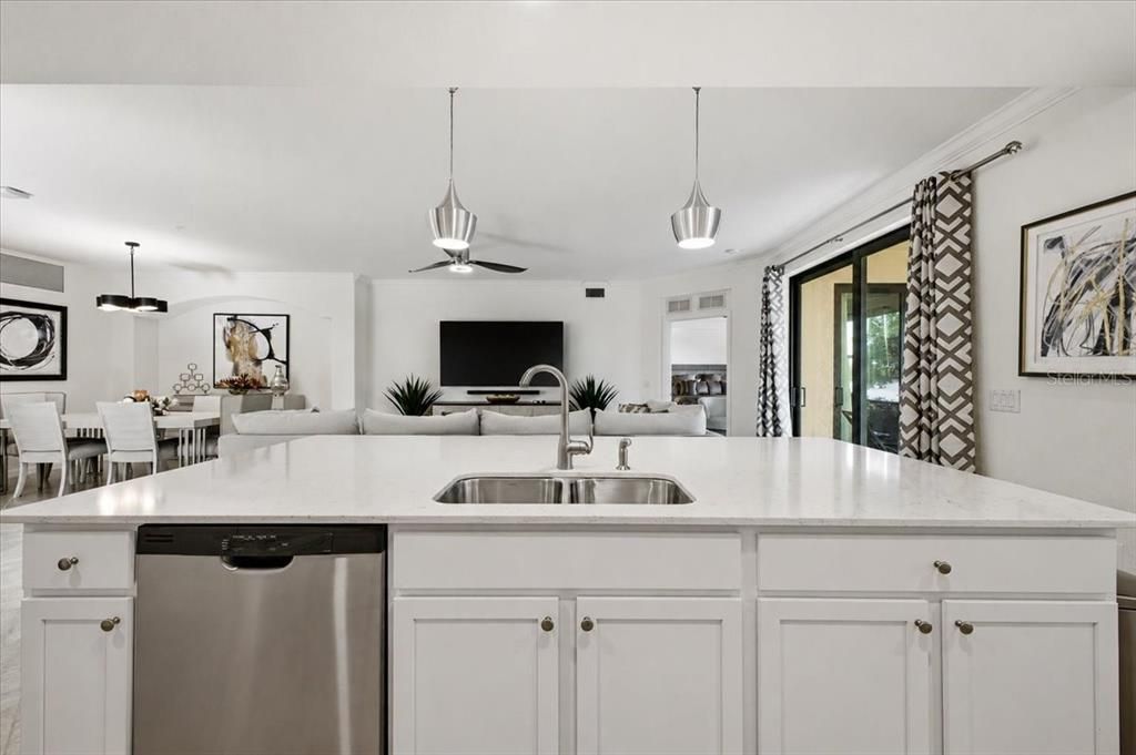 For Rent: $6,500 (3 beds, 2 baths, 1737 Square Feet)