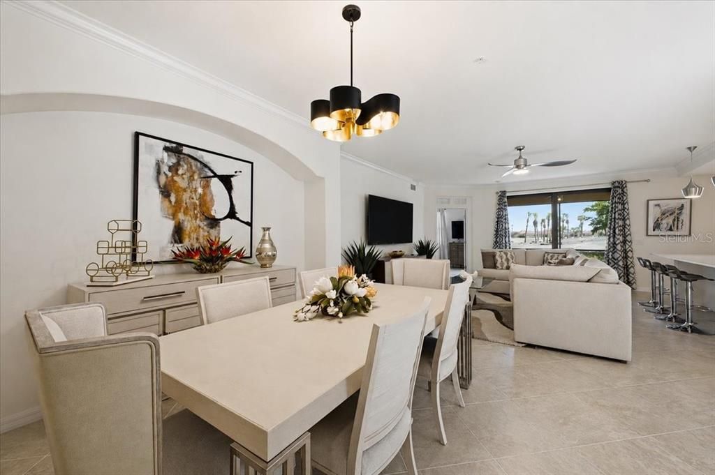 For Rent: $6,500 (3 beds, 2 baths, 1737 Square Feet)