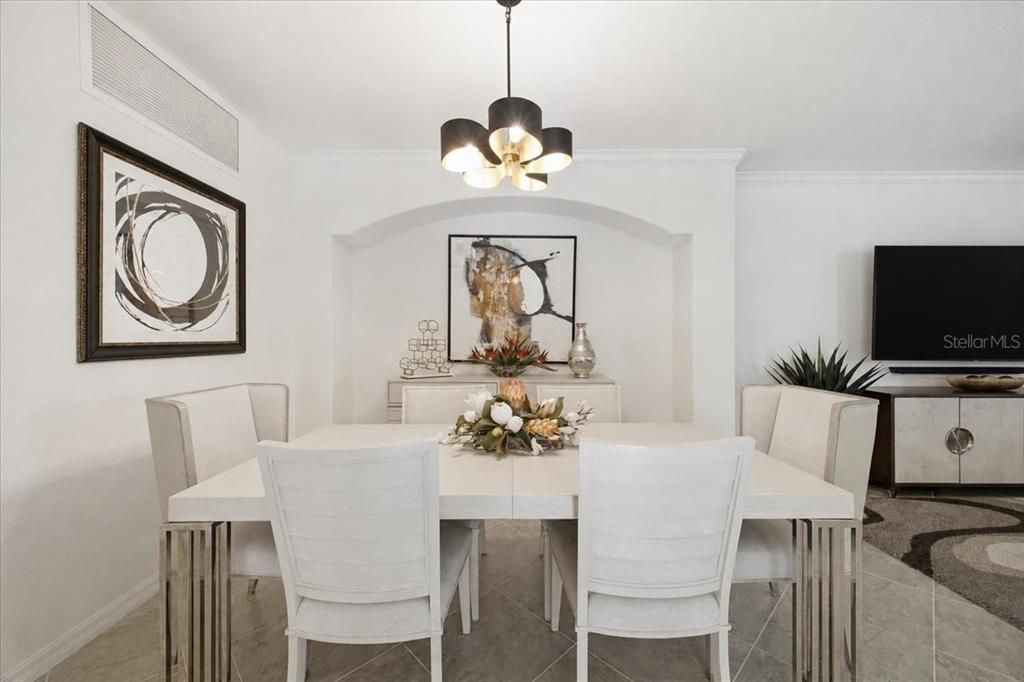 For Rent: $6,500 (3 beds, 2 baths, 1737 Square Feet)