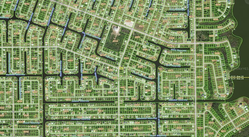 待售: $19,900 (0.24 acres)