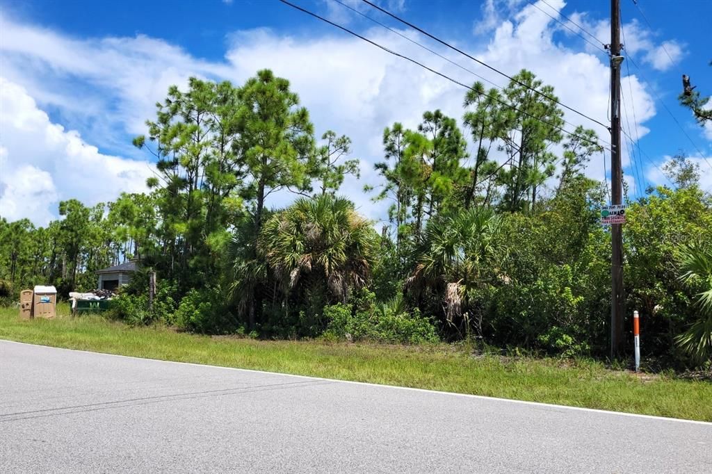 待售: $19,900 (0.24 acres)