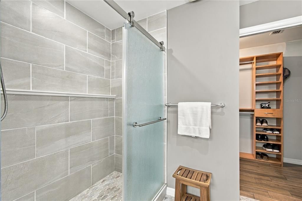 En Venta: $649,900 (4 camas, 2 baños, 2178 Pies cuadrados)