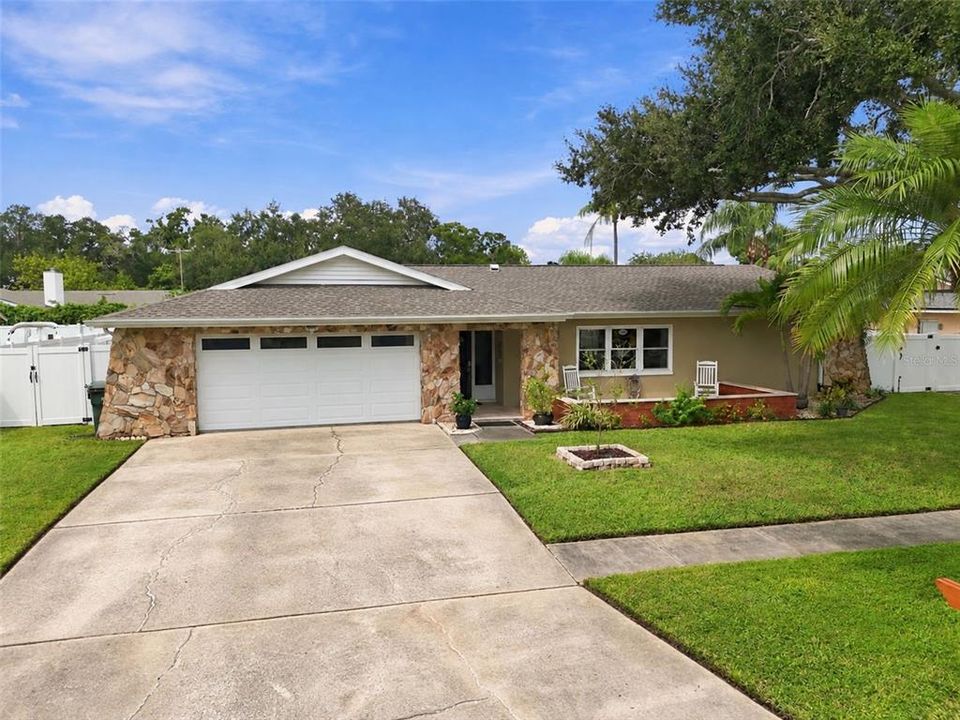 En Venta: $649,900 (4 camas, 2 baños, 2178 Pies cuadrados)