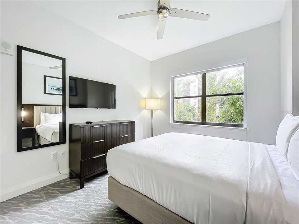 For Sale: $245,000 (3 beds, 3 baths, 1544 Square Feet)