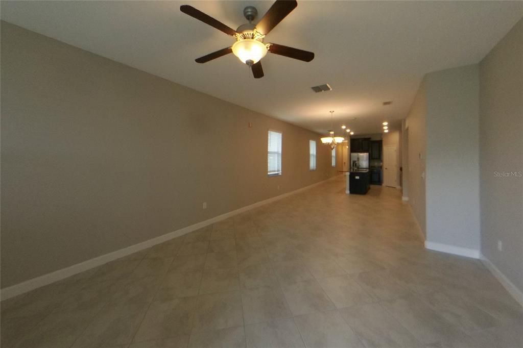 For Rent: $2,249 (3 beds, 2 baths, 1612 Square Feet)
