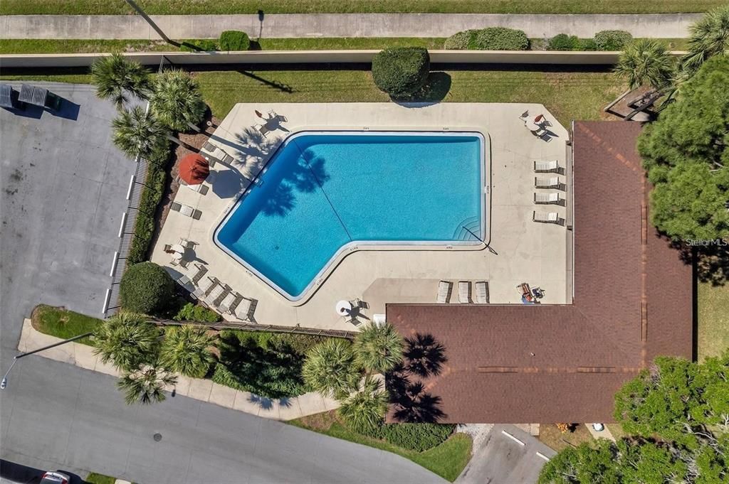 На продажу: $199,500 (2 спален, 2 ванн, 1075 Квадратных фут)
