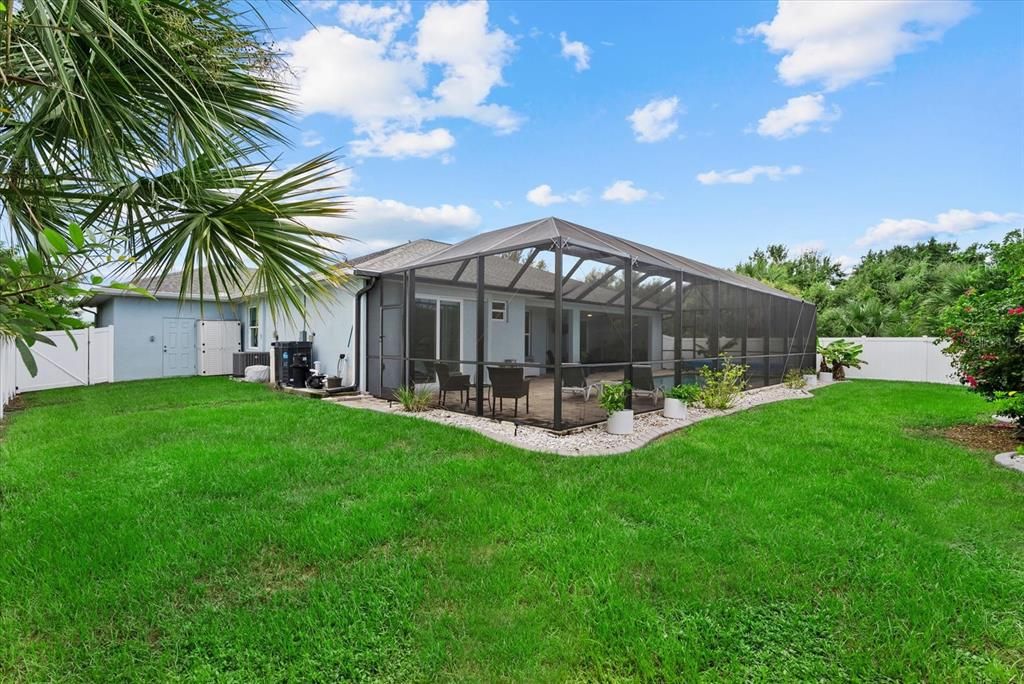 Active With Contract: $524,900 (3 beds, 2 baths, 1660 Square Feet)