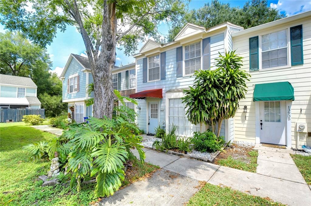 For Sale: $214,500 (2 beds, 2 baths, 1223 Square Feet)