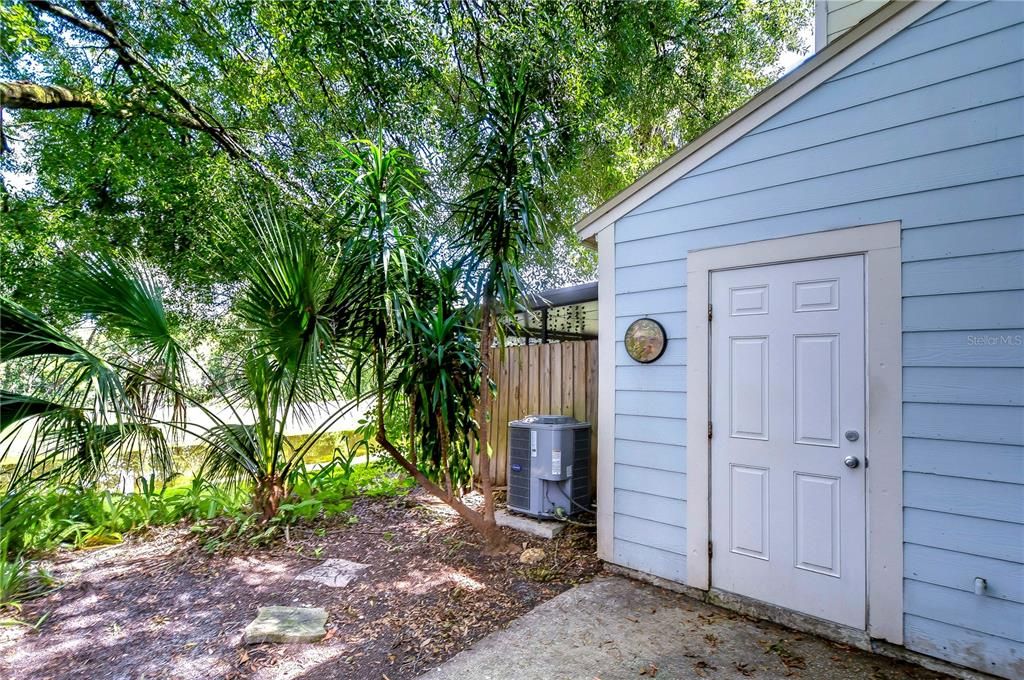 For Sale: $214,500 (2 beds, 2 baths, 1223 Square Feet)