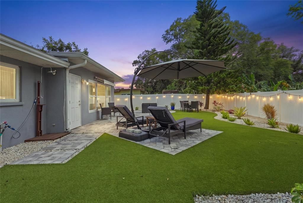 For Sale: $525,000 (3 beds, 2 baths, 2261 Square Feet)