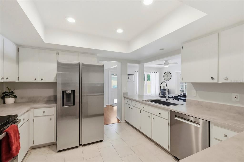 For Sale: $525,000 (3 beds, 2 baths, 2261 Square Feet)