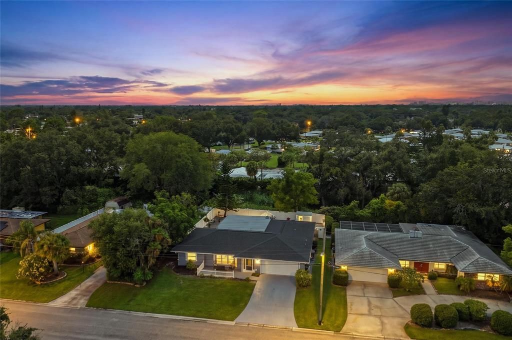 For Sale: $525,000 (3 beds, 2 baths, 2261 Square Feet)