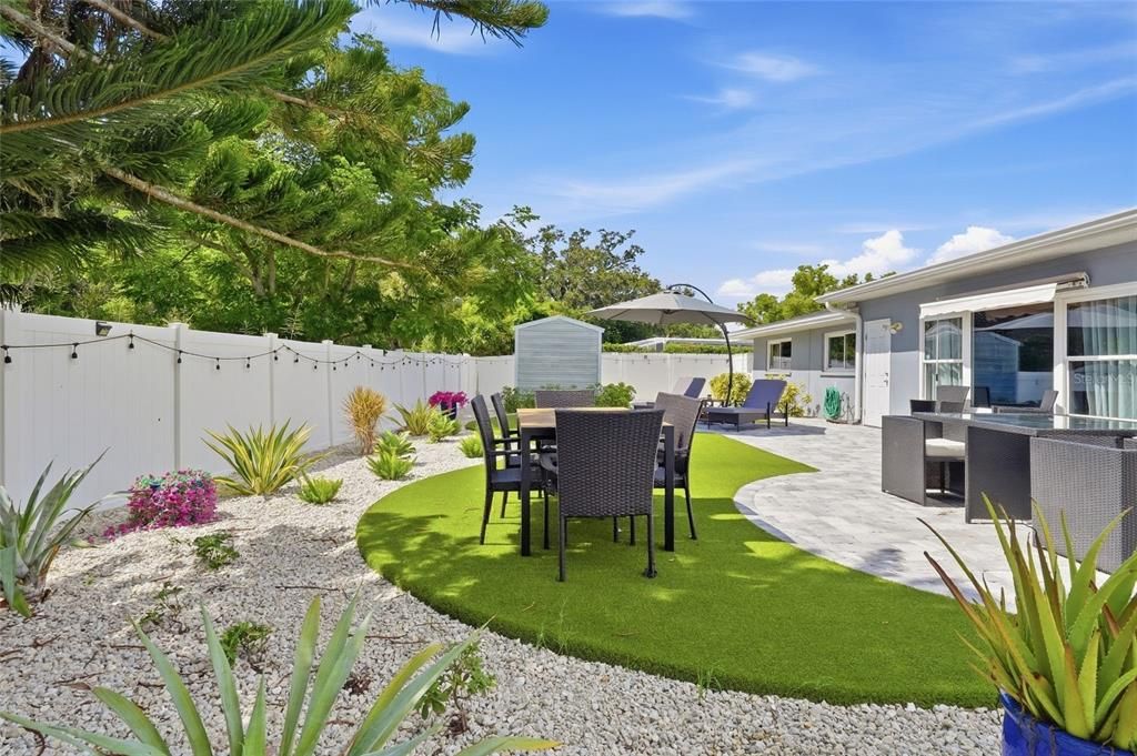 For Sale: $525,000 (3 beds, 2 baths, 2261 Square Feet)