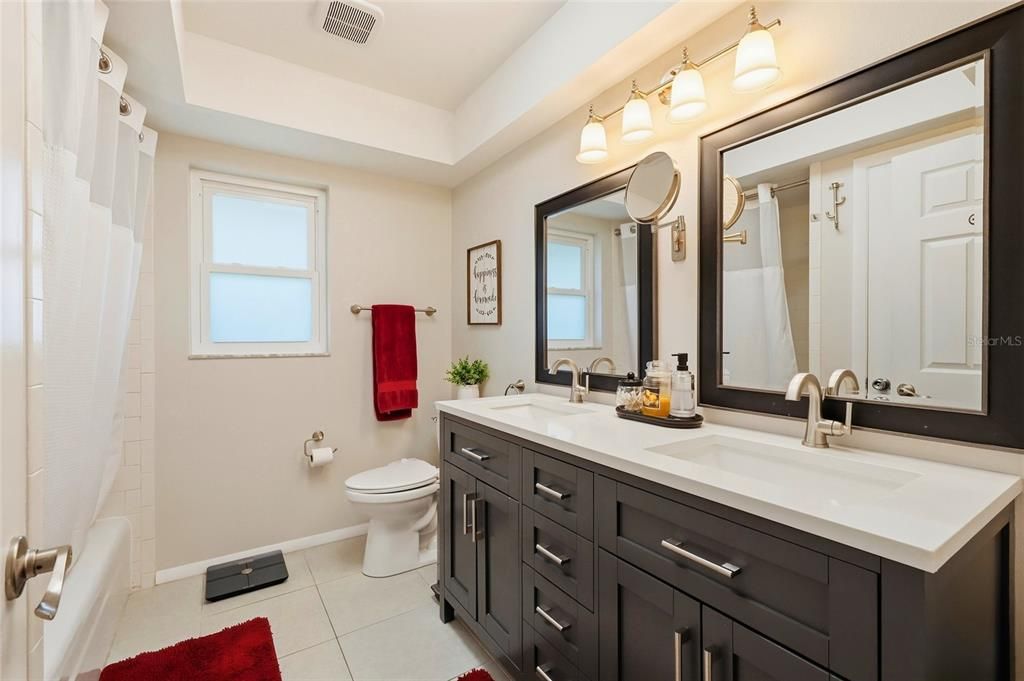 For Sale: $525,000 (3 beds, 2 baths, 2261 Square Feet)