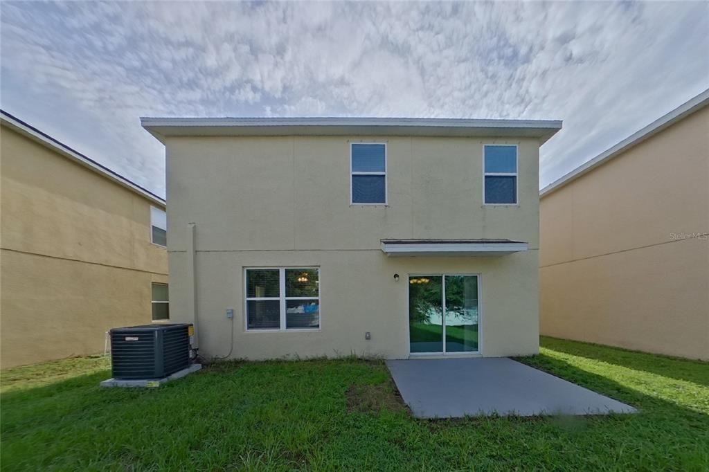 For Rent: $2,049 (3 beds, 2 baths, 1800 Square Feet)