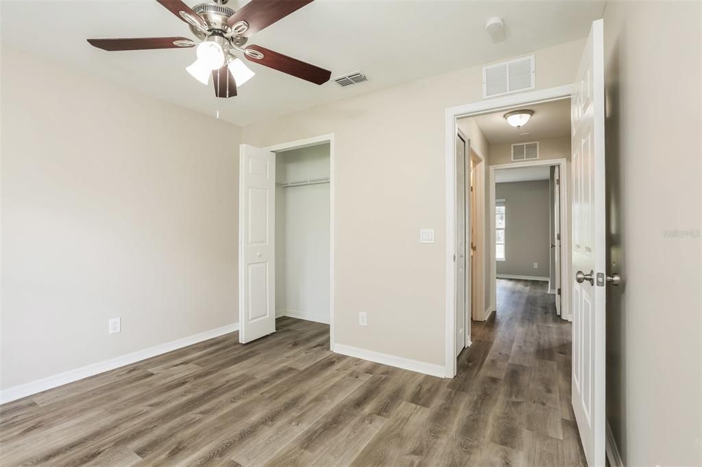 For Rent: $1,650 (3 beds, 2 baths, 1377 Square Feet)
