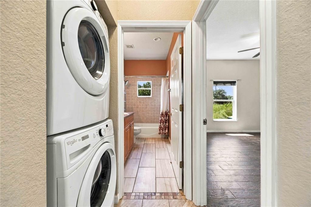 For Sale: $249,900 (3 beds, 2 baths, 1368 Square Feet)