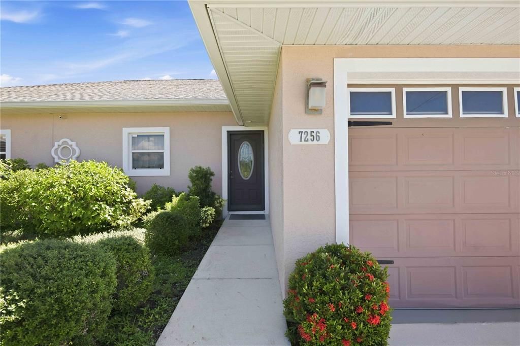 For Sale: $249,900 (3 beds, 2 baths, 1368 Square Feet)