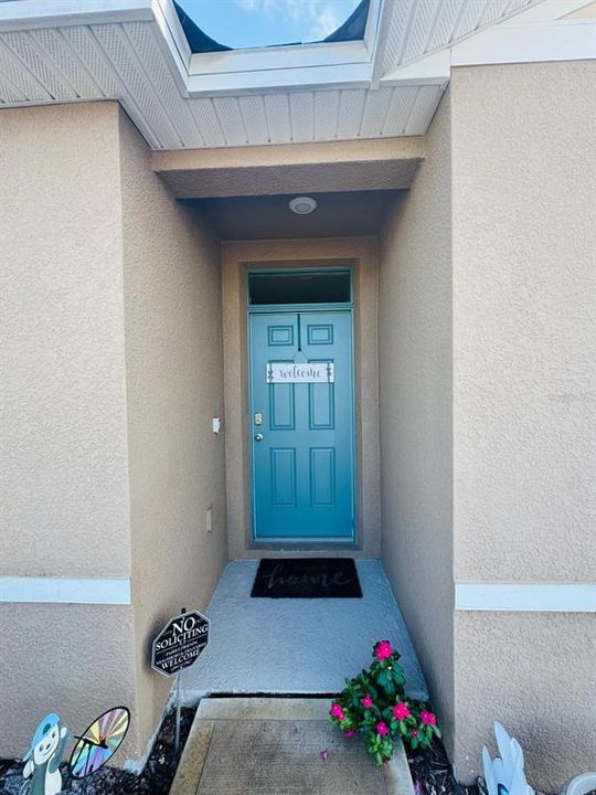 For Rent: $2,500 (4 beds, 2 baths, 1815 Square Feet)