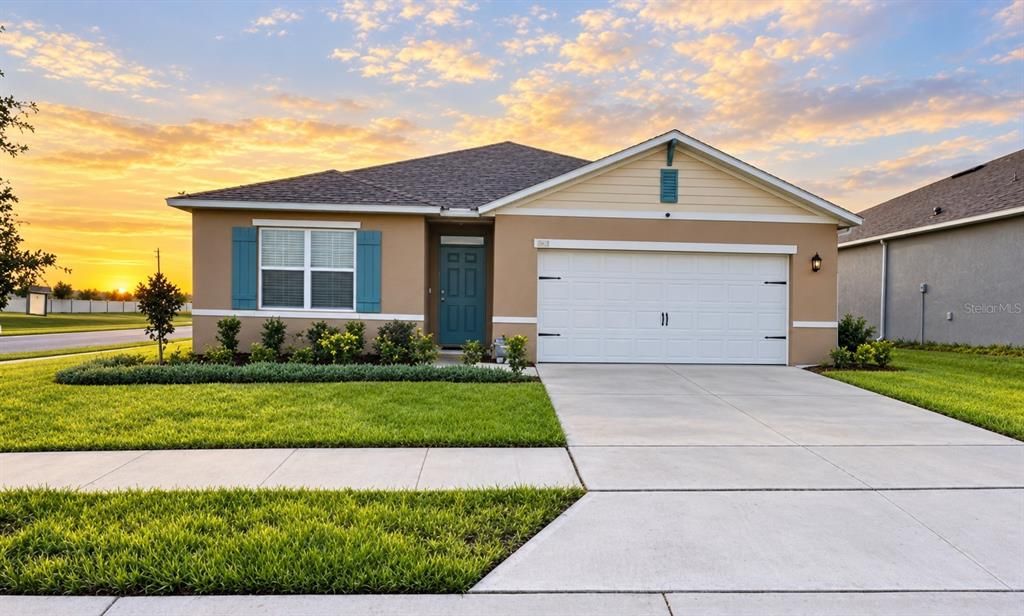 For Rent: $2,500 (4 beds, 2 baths, 1815 Square Feet)