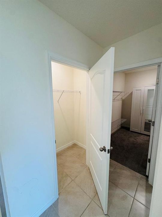 For Rent: $2,500 (4 beds, 2 baths, 1815 Square Feet)