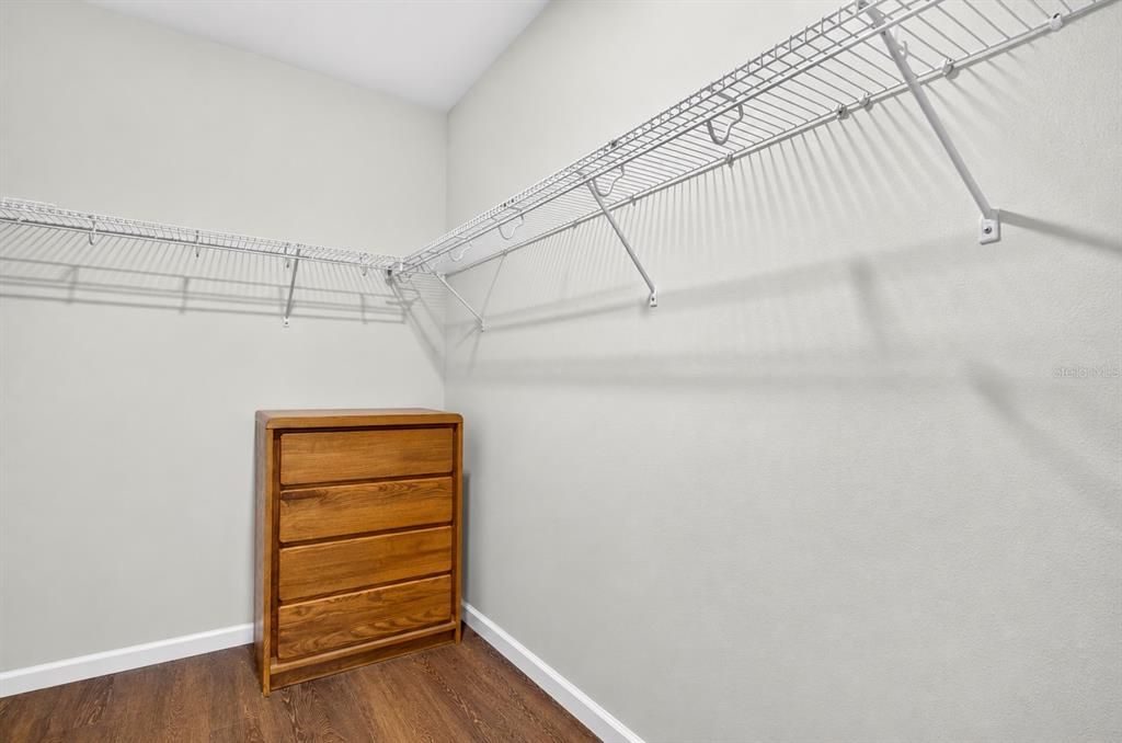 For Sale: $309,000 (3 beds, 2 baths, 1532 Square Feet)