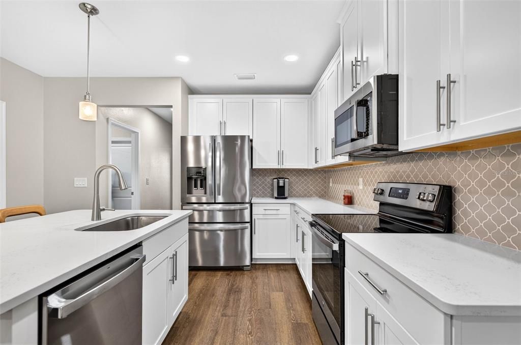 For Sale: $309,000 (3 beds, 2 baths, 1532 Square Feet)