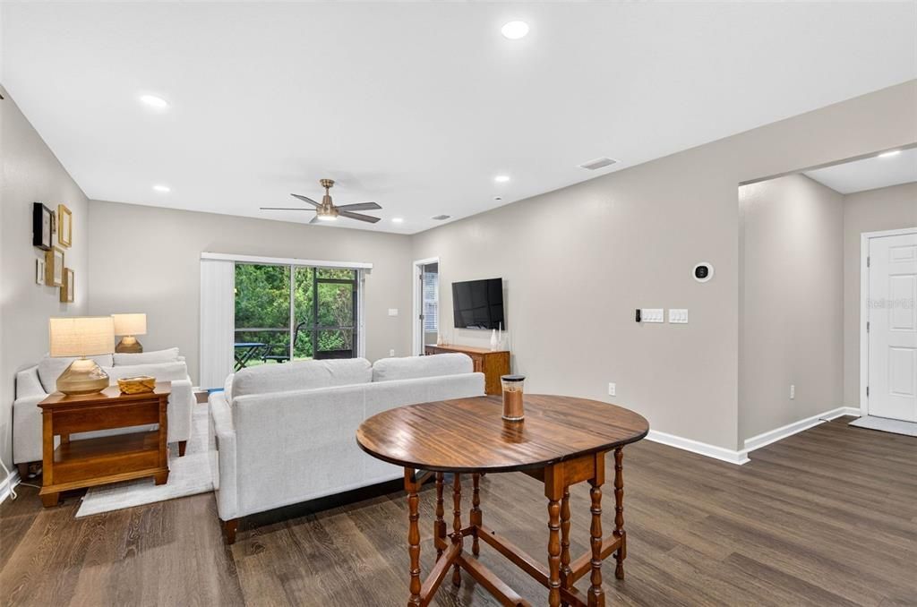 For Sale: $309,000 (3 beds, 2 baths, 1532 Square Feet)