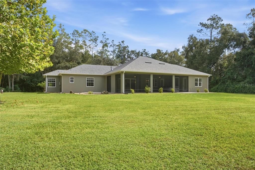 For Sale: $1,100,000 (4 beds, 3 baths, 2776 Square Feet)