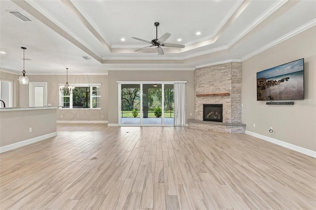 For Sale: $1,100,000 (4 beds, 3 baths, 2776 Square Feet)