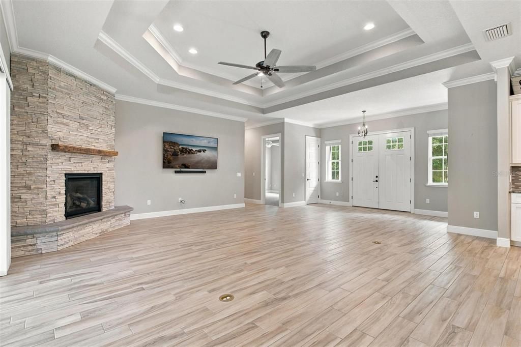 For Sale: $1,100,000 (4 beds, 3 baths, 2776 Square Feet)