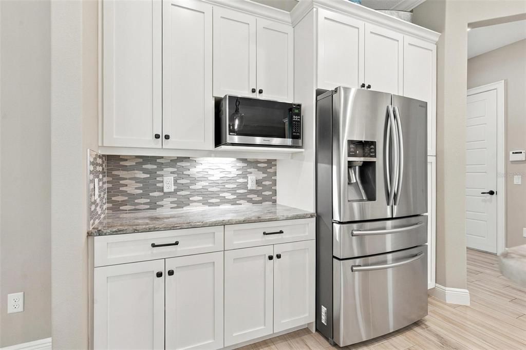 For Sale: $1,100,000 (4 beds, 3 baths, 2776 Square Feet)
