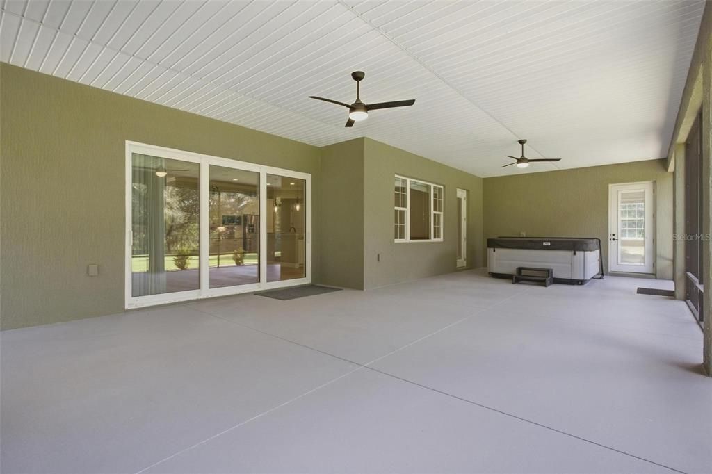 For Sale: $1,100,000 (4 beds, 3 baths, 2776 Square Feet)