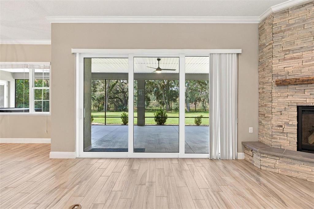 For Sale: $1,100,000 (4 beds, 3 baths, 2776 Square Feet)