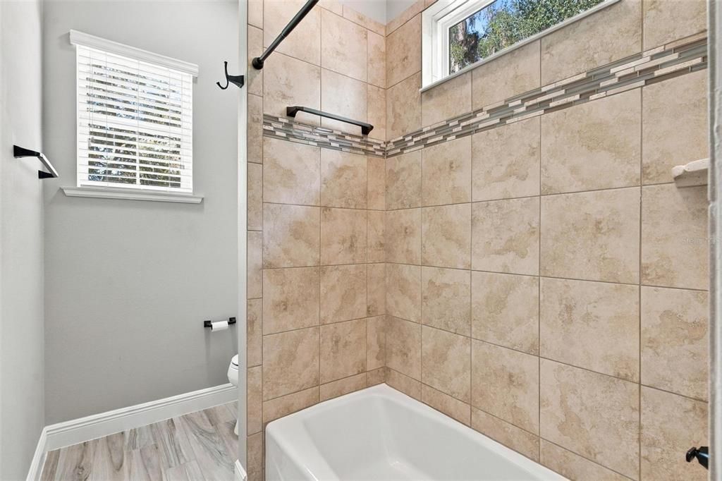 For Sale: $1,100,000 (4 beds, 3 baths, 2776 Square Feet)