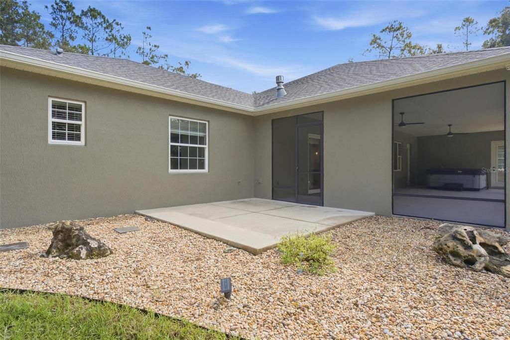 For Sale: $1,100,000 (4 beds, 3 baths, 2776 Square Feet)
