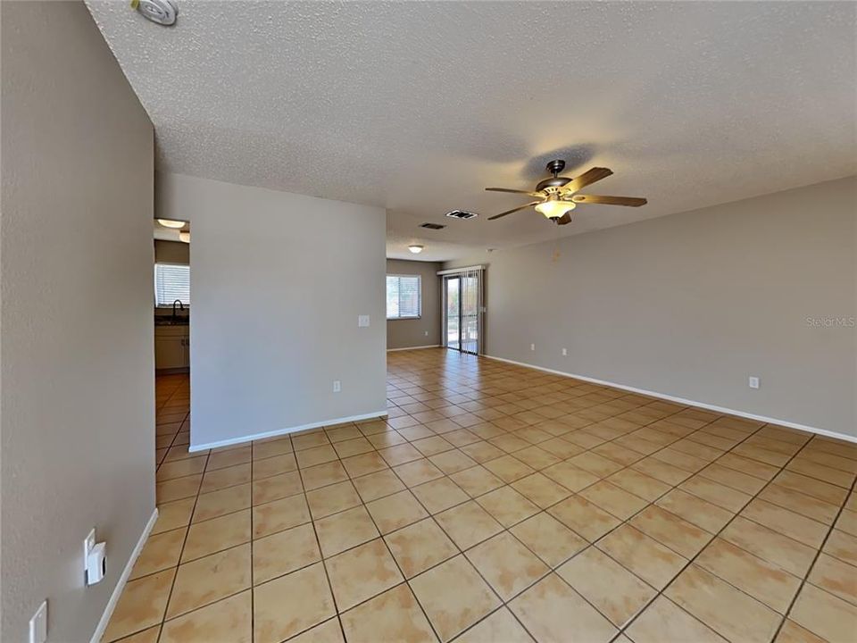 For Rent: $1,739 (3 beds, 2 baths, 1260 Square Feet)