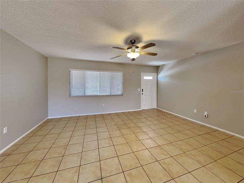 For Rent: $1,739 (3 beds, 2 baths, 1260 Square Feet)