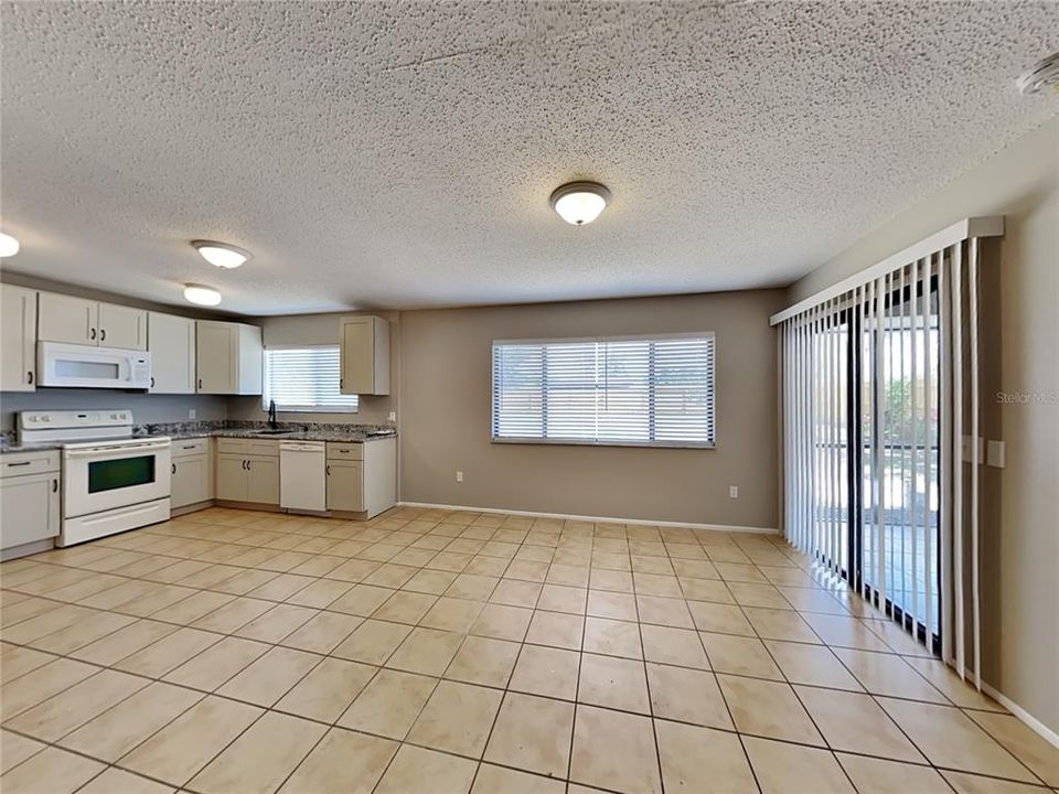 For Rent: $1,739 (3 beds, 2 baths, 1260 Square Feet)