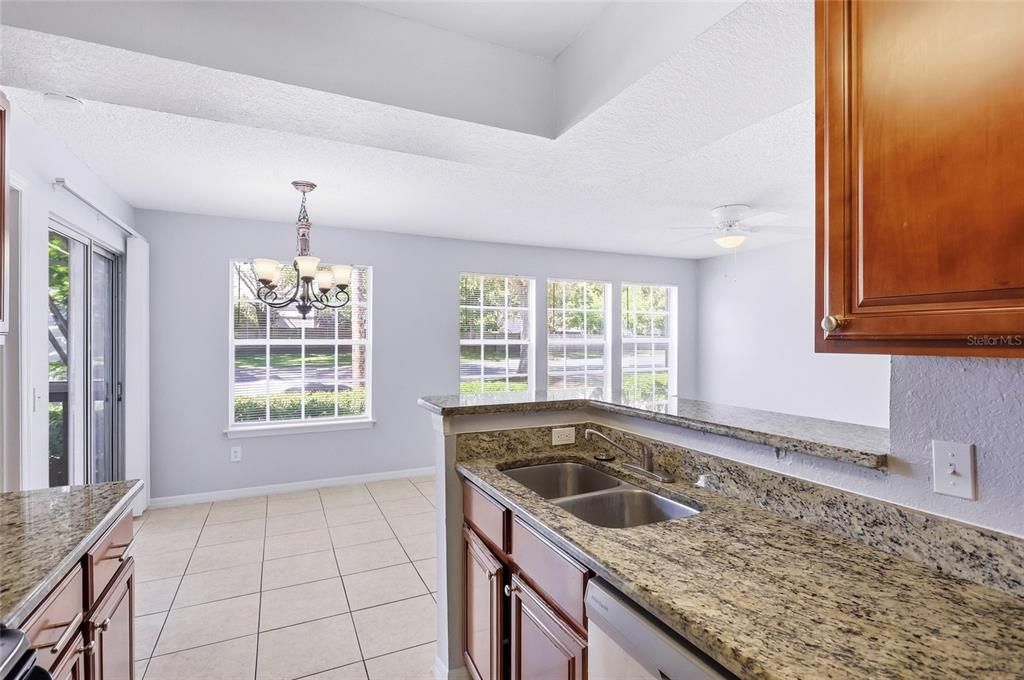 For Sale: $127,400 (2 beds, 2 baths, 829 Square Feet)
